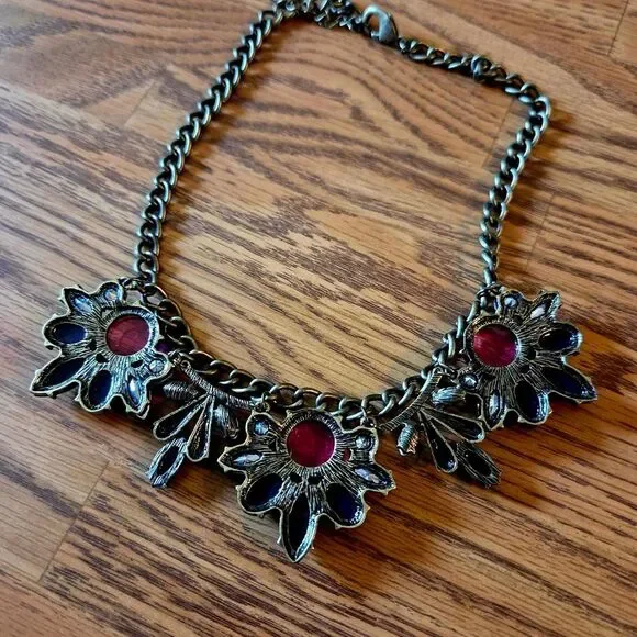 J CREW Raspberry And Purple Crystal Vintage Statement Necklace STATEMENT MAKING! - Picture 7 of 12